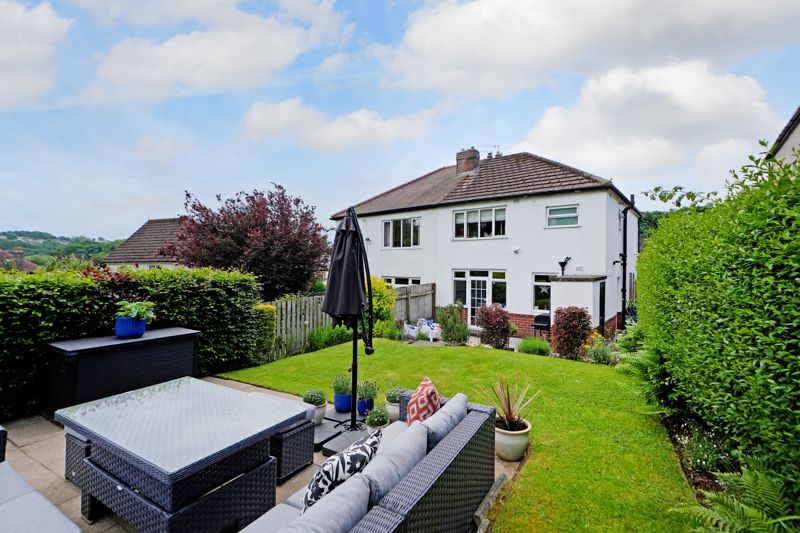 Furniss Avenue Dore